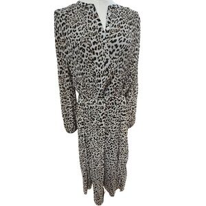 Banana Republic Animal Print maxi long Dress - size XS